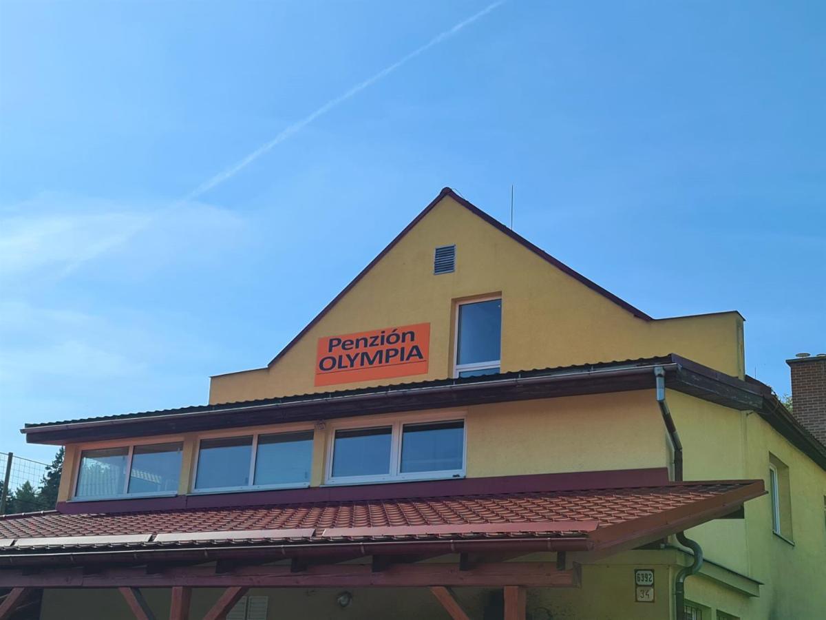 Penzion Olympia Banská Bystrica Eksteriør bilde