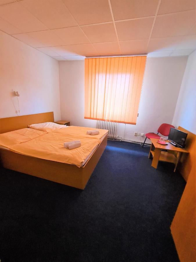 Penzion Olympia Banská Bystrica Eksteriør bilde