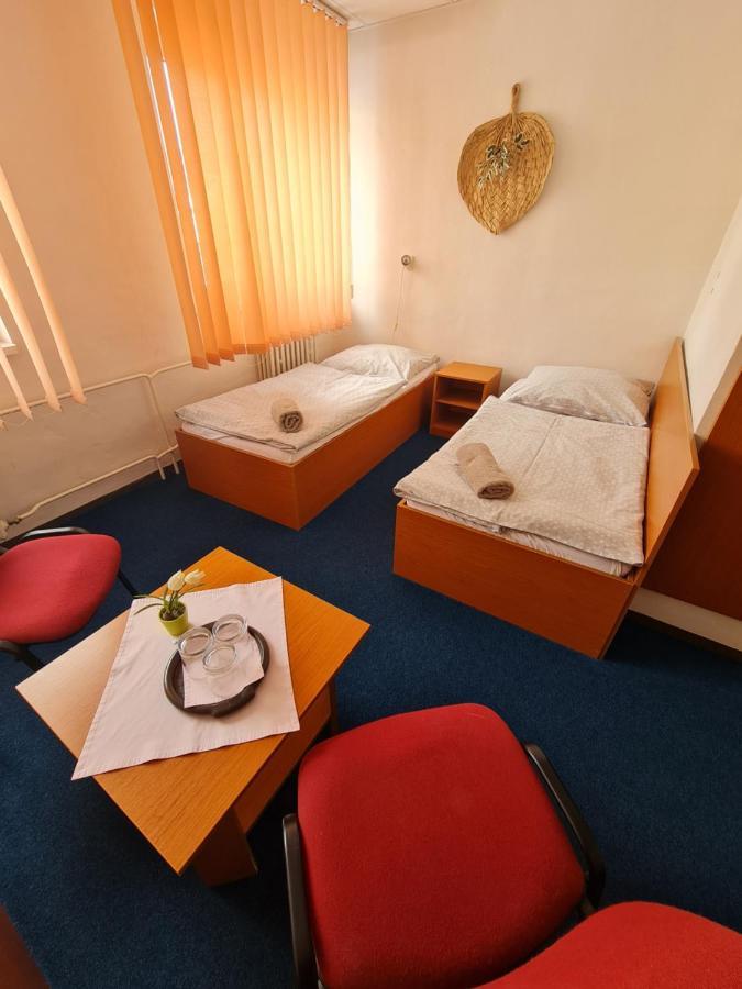 Penzion Olympia Banská Bystrica Eksteriør bilde