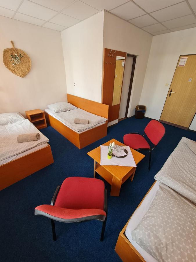 Penzion Olympia Banská Bystrica Eksteriør bilde