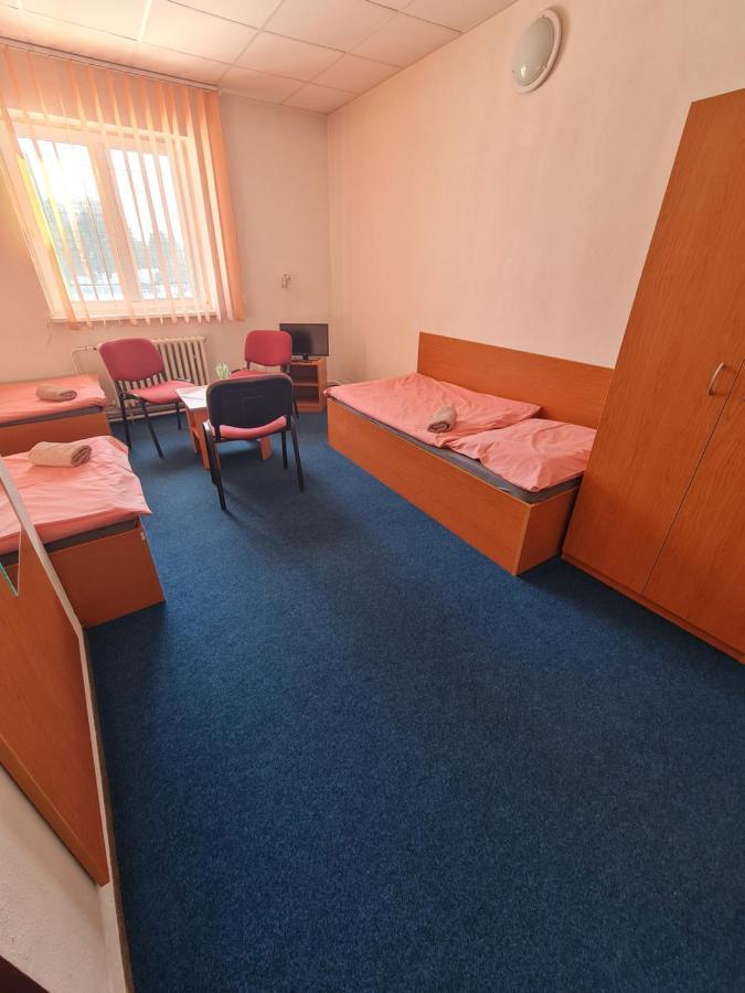 Penzion Olympia Banská Bystrica Eksteriør bilde